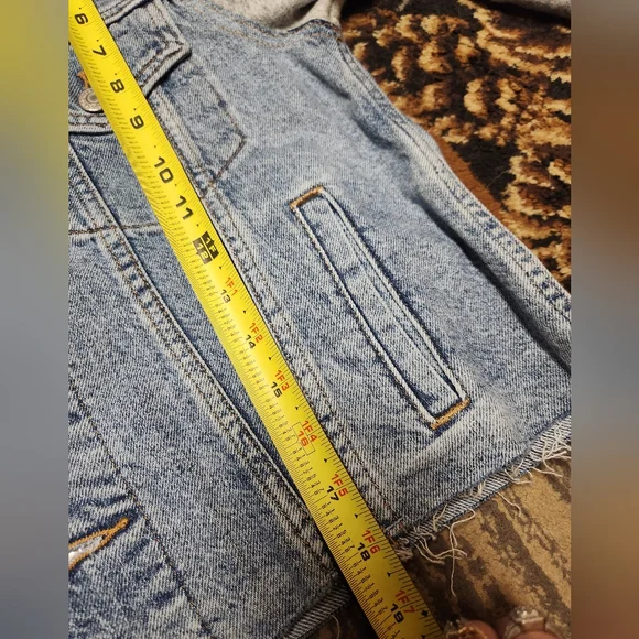 Levi jacket - Picture 11 of 14